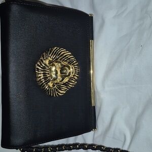 Elegant Black and Gold Lion Emblem Women's Bag